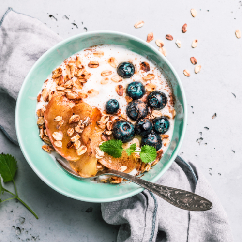 Een ontbijt met yoghurt is makkelijk en gezond